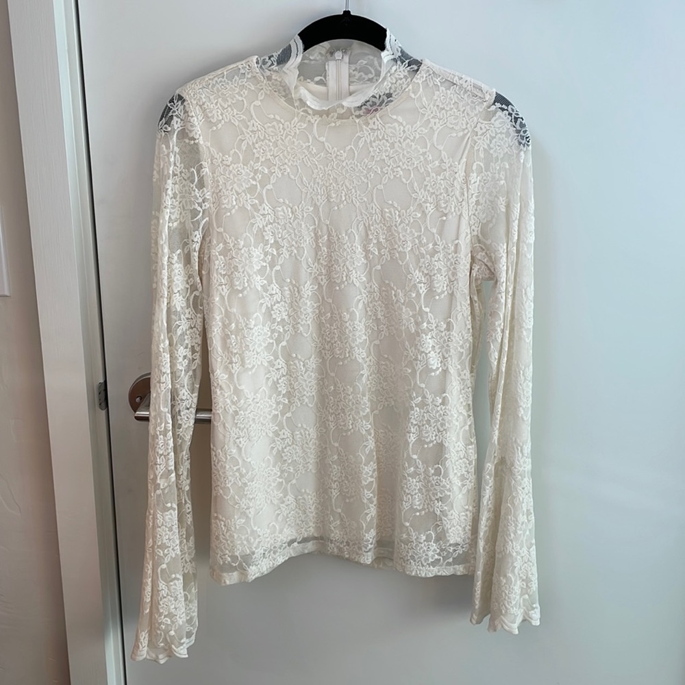 Vince Camuto Lace Mockneck